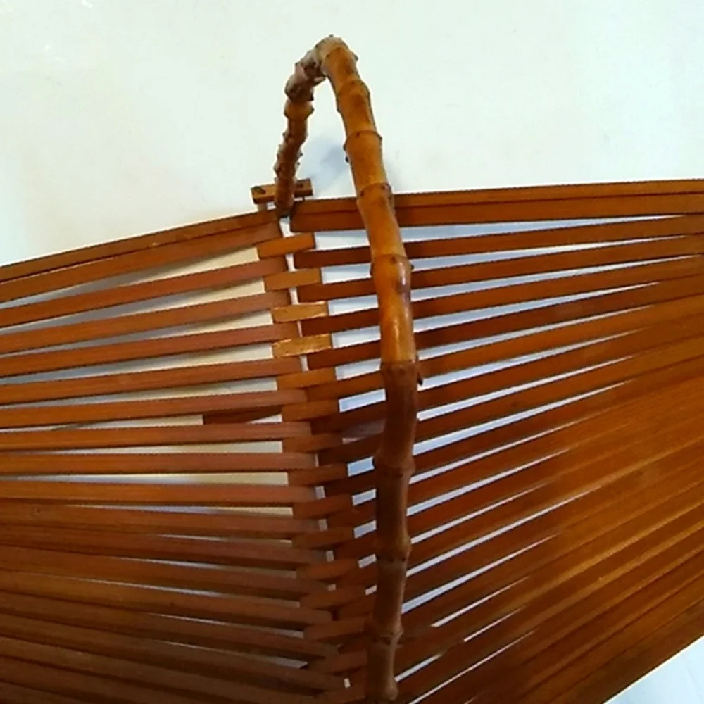 Mid Centry Style Basket - Picture 2 of 8